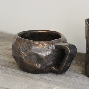 Фарфоровая чашка ручной работы OMA Ceramica